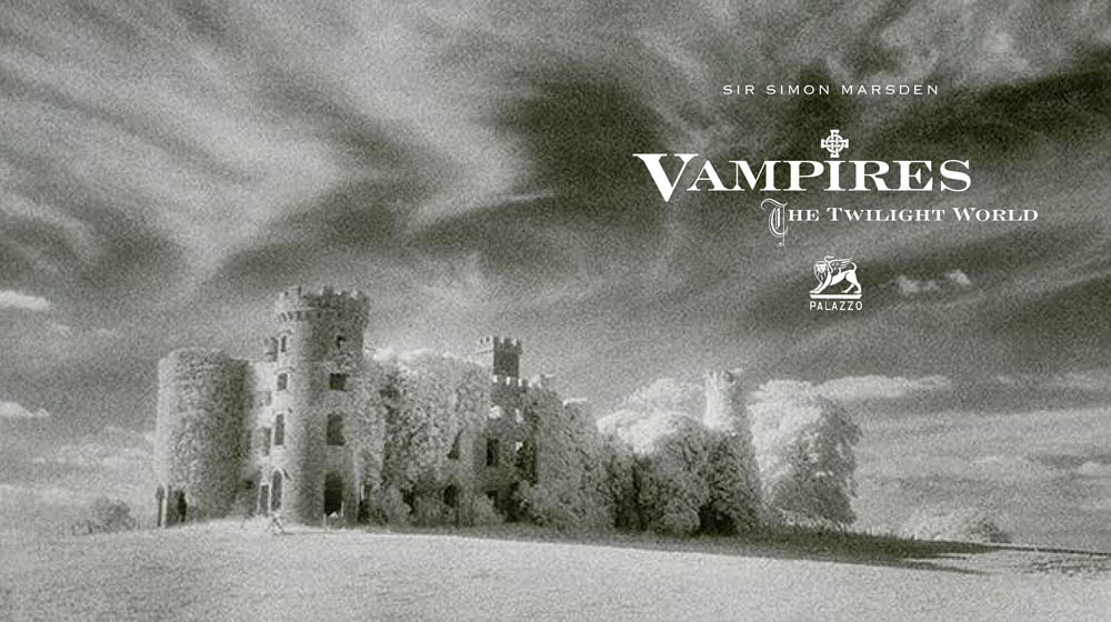 XT Vampires Twilight World Book